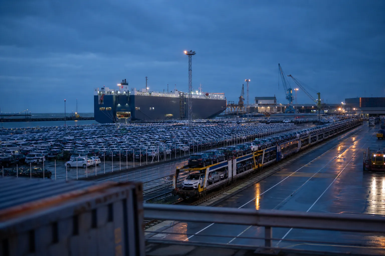 À Dunkerque, la logistique automobile change d’échelle dans les Hauts-de-France